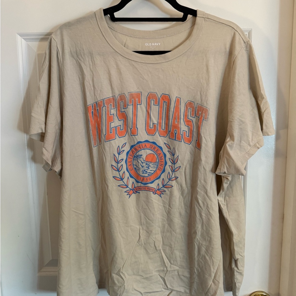 Old Navy Beige West Coast Graphic Tee